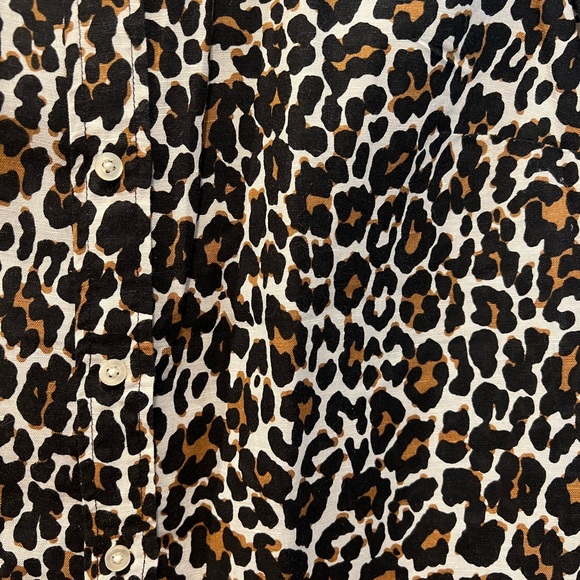 New never worn J Crew Linen Animal Print Button Up Top Size 4 Slim - Picture 2 of 3